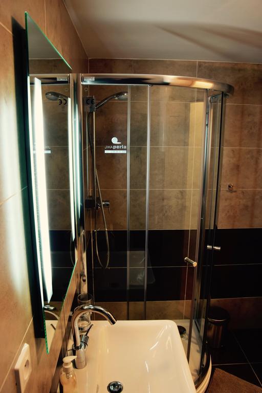 Apartment U Lipna Nova Pec Bilik gambar